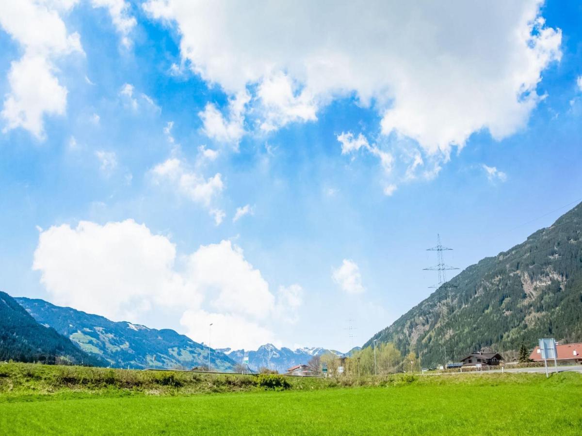 Beautiful Apartment In Ramsau With Balcony Ramsau im Zillertal Exterior foto